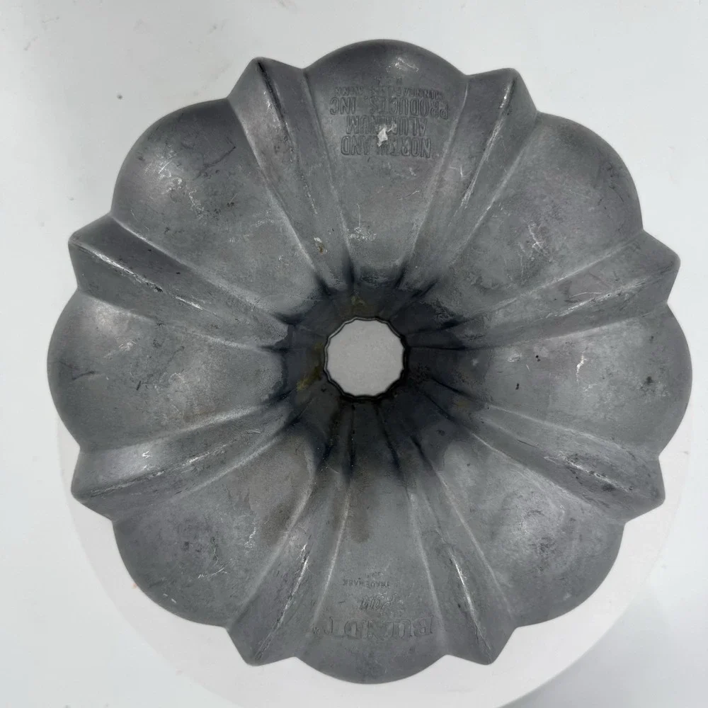 BUNDT vintage northland